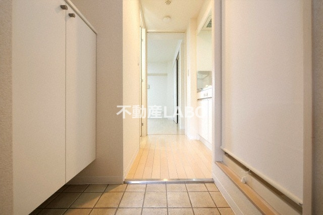 メゾン夕陽ヶ丘の玄関