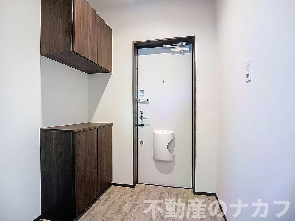 マリーダの玄関