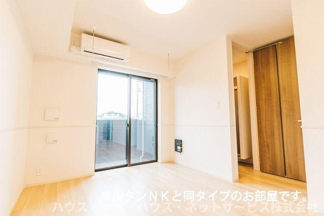 ヤングウッズ柏の葉Ⅱの居間・リビング