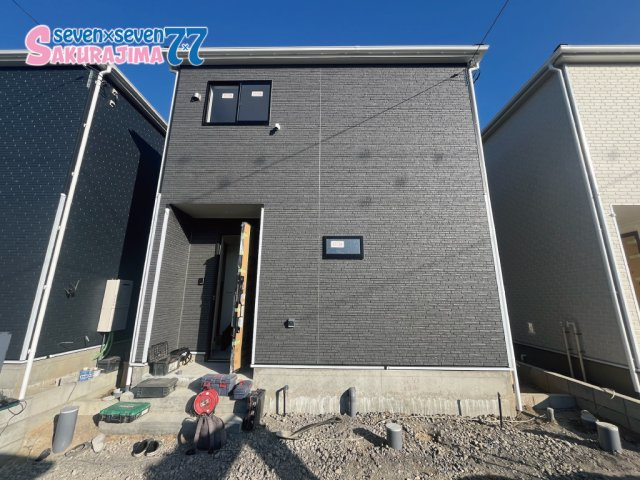 鈴鹿市桜島町7丁目《2号棟》の画像