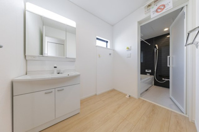 【居間・リビング】 | 鈴鹿市桜島町7丁目《4号棟》 | 同施工会社・同仕様イメージ