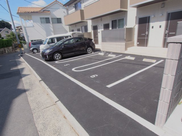 ｘｅｖｏＨＡＲＵ（ジーヴォハル）の駐車場