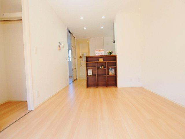 ｘｅｖｏＨＡＲＵ（ジーヴォハル）の居間・リビング