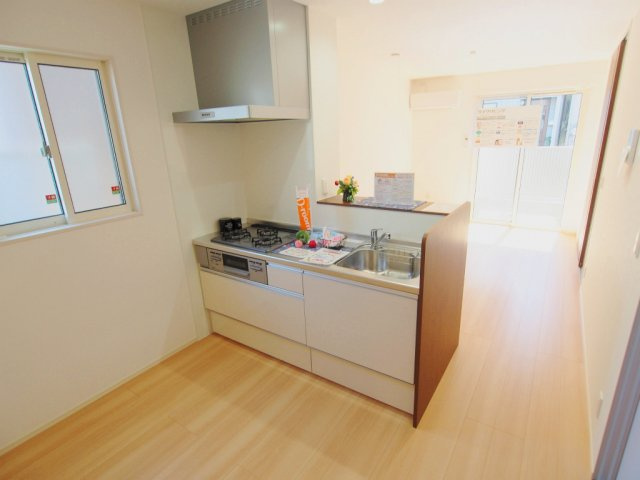 ｘｅｖｏＨＡＲＵ（ジーヴォハル）の居間・リビング