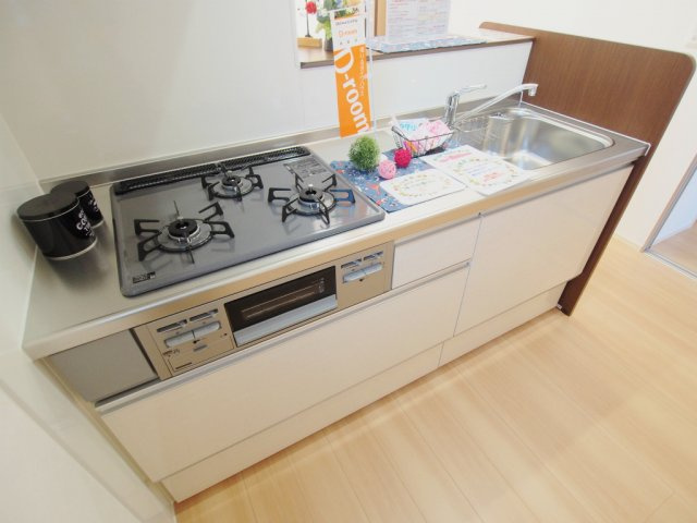 ｘｅｖｏＨＡＲＵ（ジーヴォハル）のキッチン