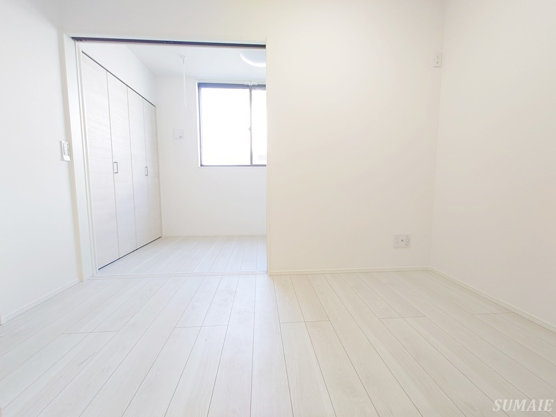 MIREA浮間舟渡の居間・リビング|ダイニングキッチンです☆