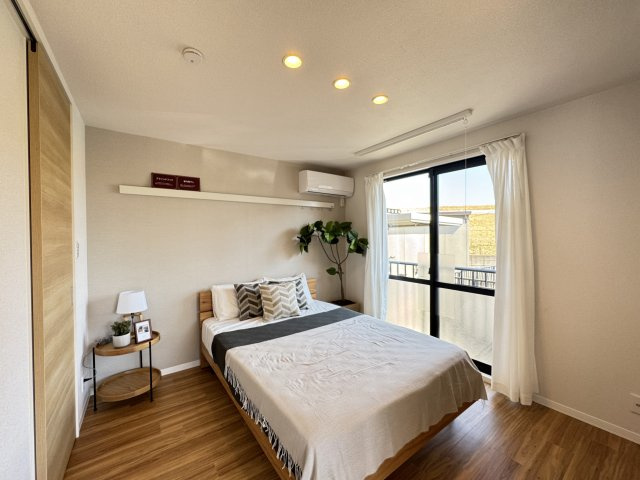 Merry Creekの寝室|家具等は撤去しております