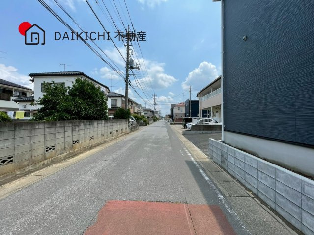 【前面道路含む現地写真】 | 加須市南町第3　CRADLE GARDEN　新築戸建　全3棟　1号棟