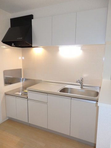 Ｍ’ｓ　Ｇｒａｃｅ　Ⅰのキッチン|コンパクトなキッチンで掃除もラクラク