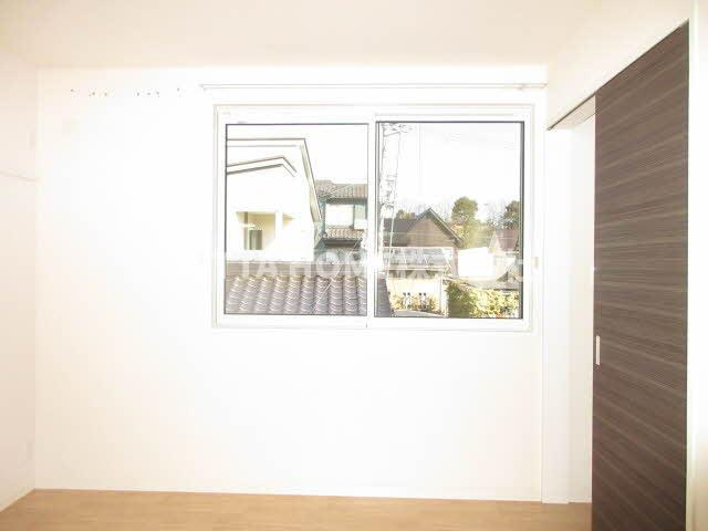 カーサ・ドマーニの内装|５．７帖の洋室です★