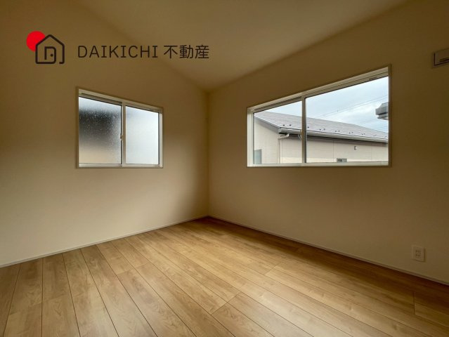 【洋室】 | 久喜市本町2丁目2期　新築戸建　全3棟　3号棟