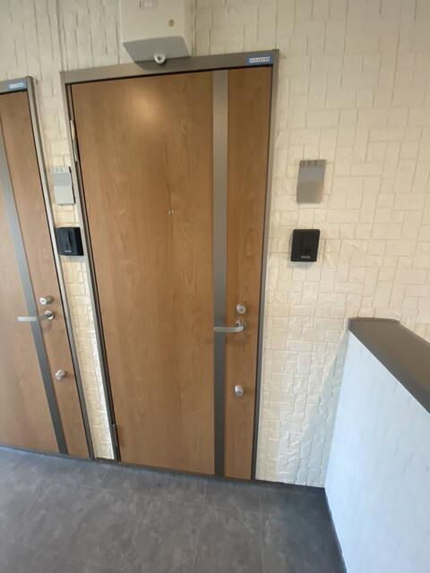 Chaleur Maisonのエントランス