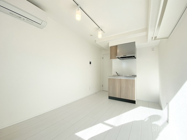 Y’ｓ Court Akabaneの寝室|窓側からのアングルです！