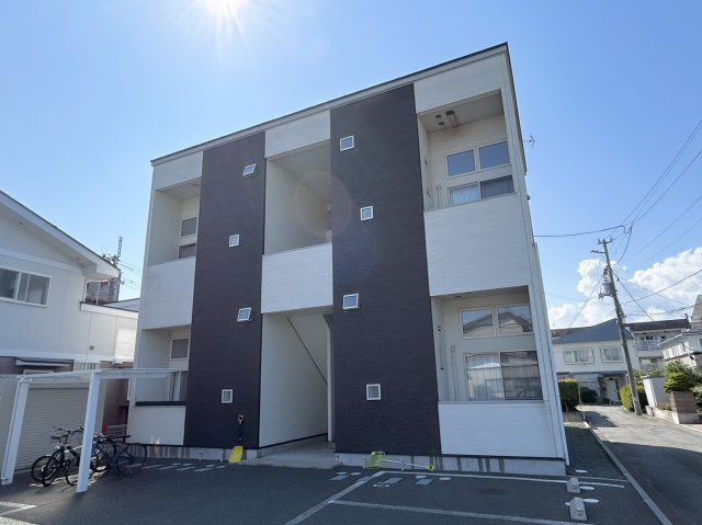 ヒューマンスクエア月が丘の外観