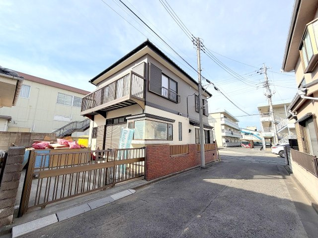 あきる野市二宮東2丁目　中古戸建の前面道路含む現地写真|２０２６年撮影