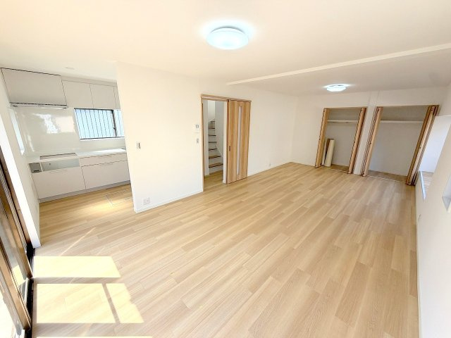 あきる野市二宮東2丁目　中古戸建の居間・リビング