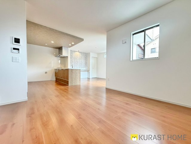 京都市伏見区羽束師古川町　新築戸建の居間・リビング
