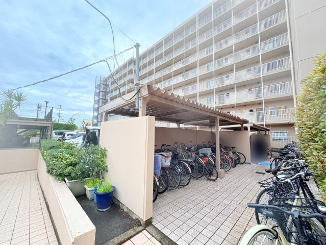 伏見日光ハイツ2号棟