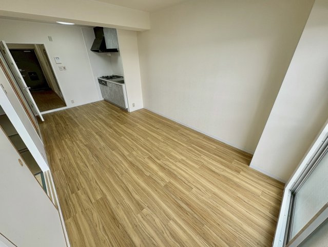 伏見日光ハイツ2号棟