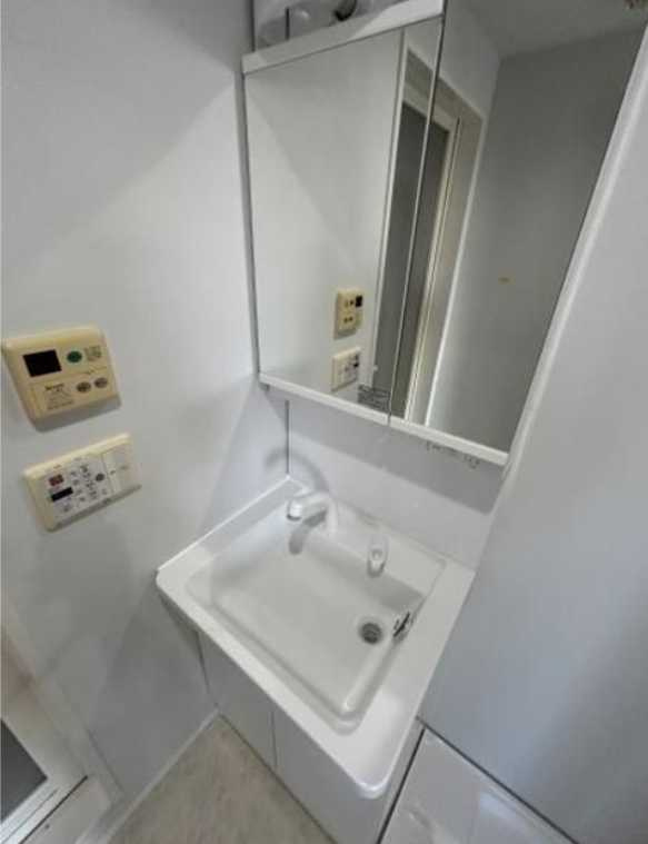 スペーシア池尻大橋　ペット相談　駅近　リノベーション　礼金0の洗面所