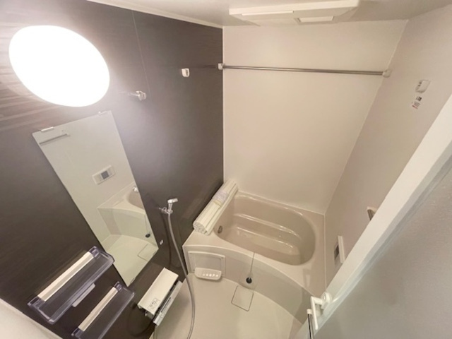 ロイジェント扇橋の浴室