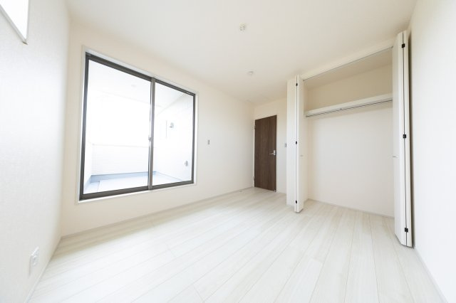 鈴鹿市北玉垣町《2号棟》のバルコニー