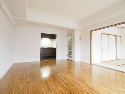 【居間・リビング】 | バードタウン３番館