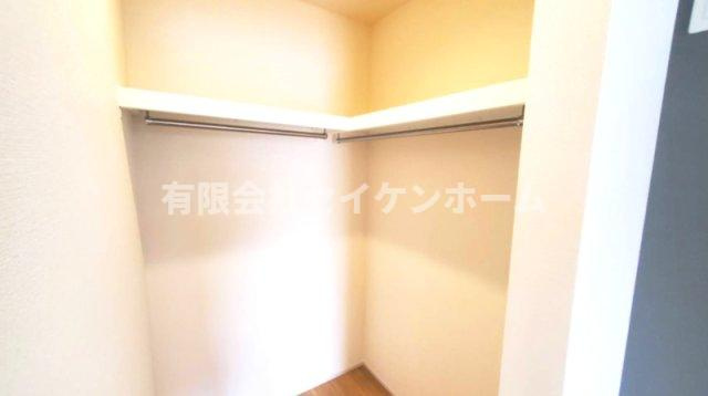 熊谷市赤城町1丁目　太陽光発電付きオール電化新築住宅の寝室