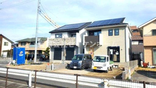熊谷市赤城町1丁目　太陽光発電付きオール電化新築住宅の外観