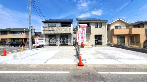 熊谷市赤城町1丁目　太陽光発電付きオール電化新築住宅の前面道路含む現地写真