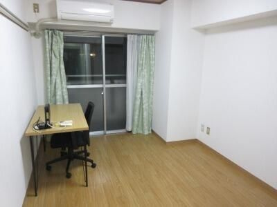 メゾン長沼の居間・リビング