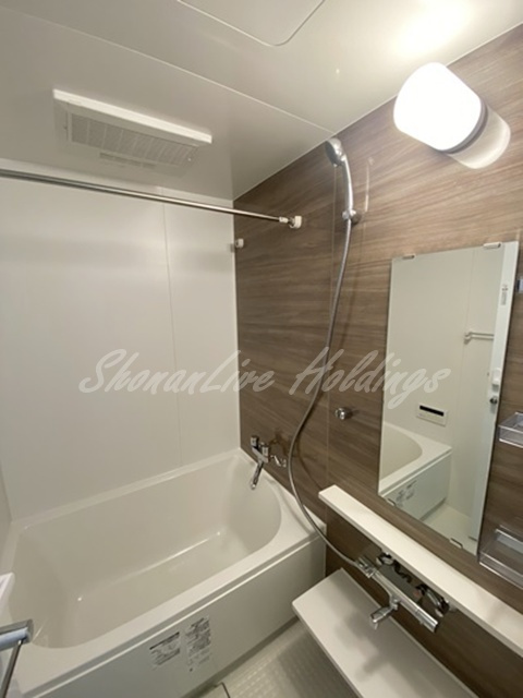 ハマコートⅥの浴室|浴室乾燥機付き♪