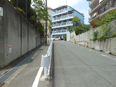 【周辺】 | 関大前スカイハイツB棟 | 前面道路