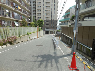 【周辺】 | 関大前スカイハイツB棟 | 前面道路