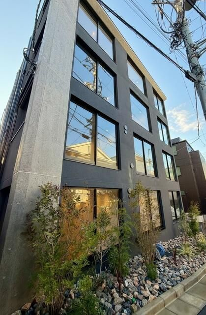 ｔｒｉａｓ５４７