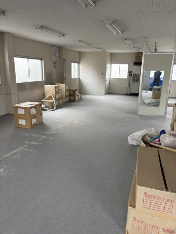 ６６５２５　岐阜市西野町六丁目北町事業用の内装