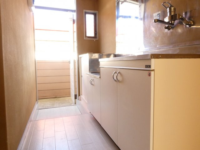 春日部市中央５丁目のアパートの内装