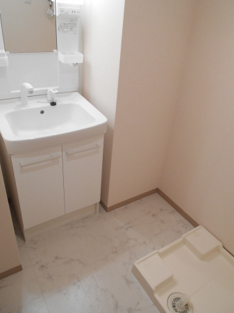 グランパルク小金井の洗面所|別部屋の写真です