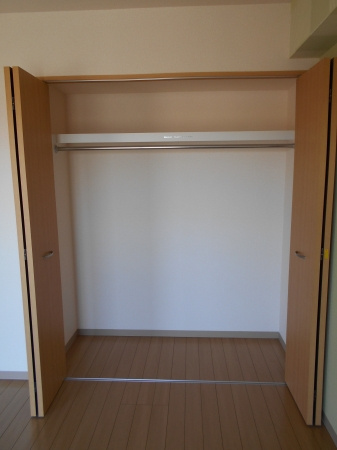 グランパルク小金井の収納|別部屋の写真です