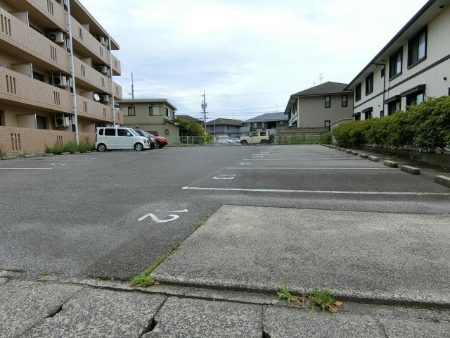 【駐車場】 | ピアコート | 402の写真