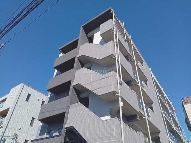 プレサンスジェネ赤羽真正寺坂の外観|赤羽駅徒歩8分です☆