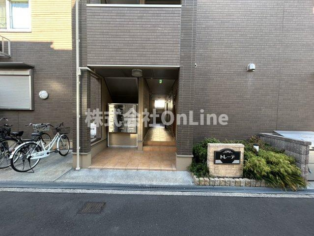 トレーデのエントランス