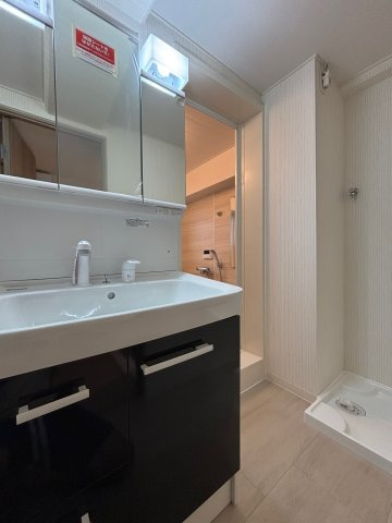 パラシオン一宮の独立洗面台|洗面室