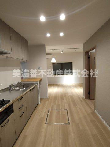 ６６４９５　瑞穂市本田事業用貸家のキッチン