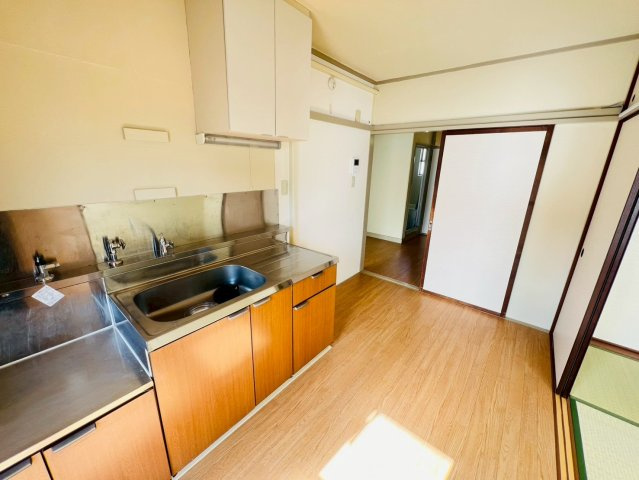 東垂水(1・2)4号棟の居間・リビング