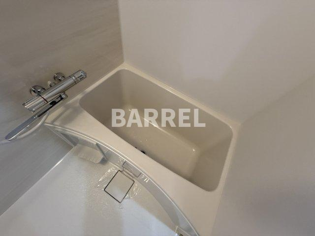 六反園貸家の浴室