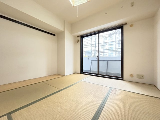 グランツ新大阪の和室