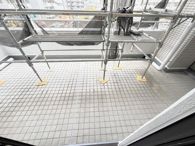 グランツ新大阪のバルコニー