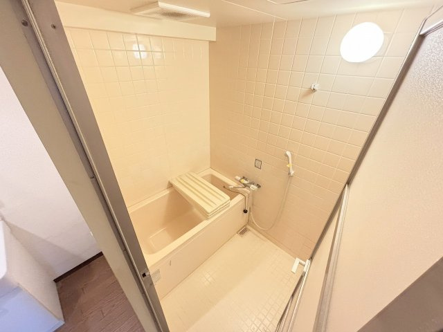 グランツ新大阪の浴室