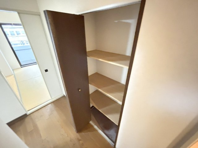 グランツ新大阪の収納